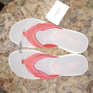 NEW Cloudsteppers Sandals